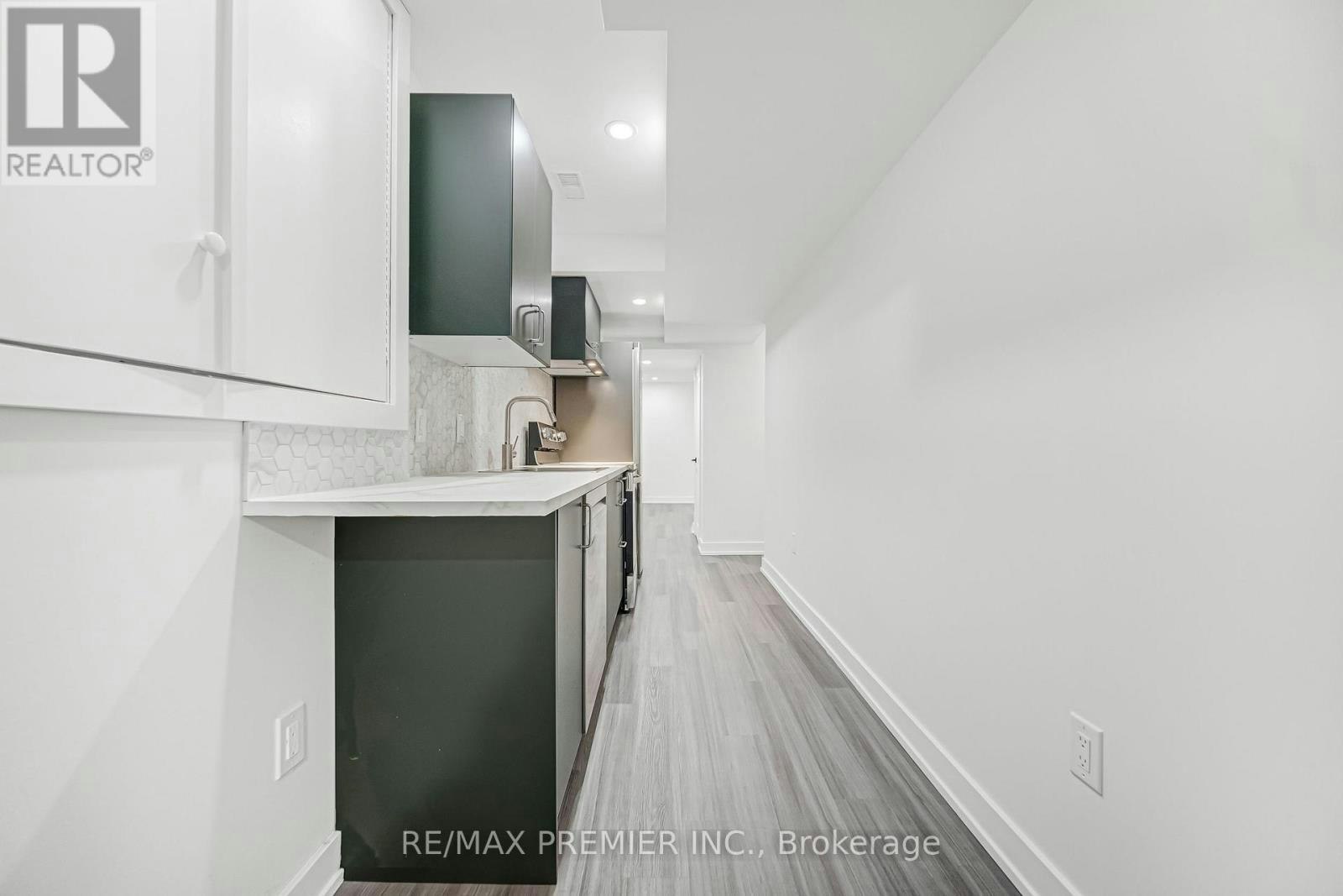 BSMT-60 Del Francesco Way, Vaughan, ON, L6A 3X1 - 9