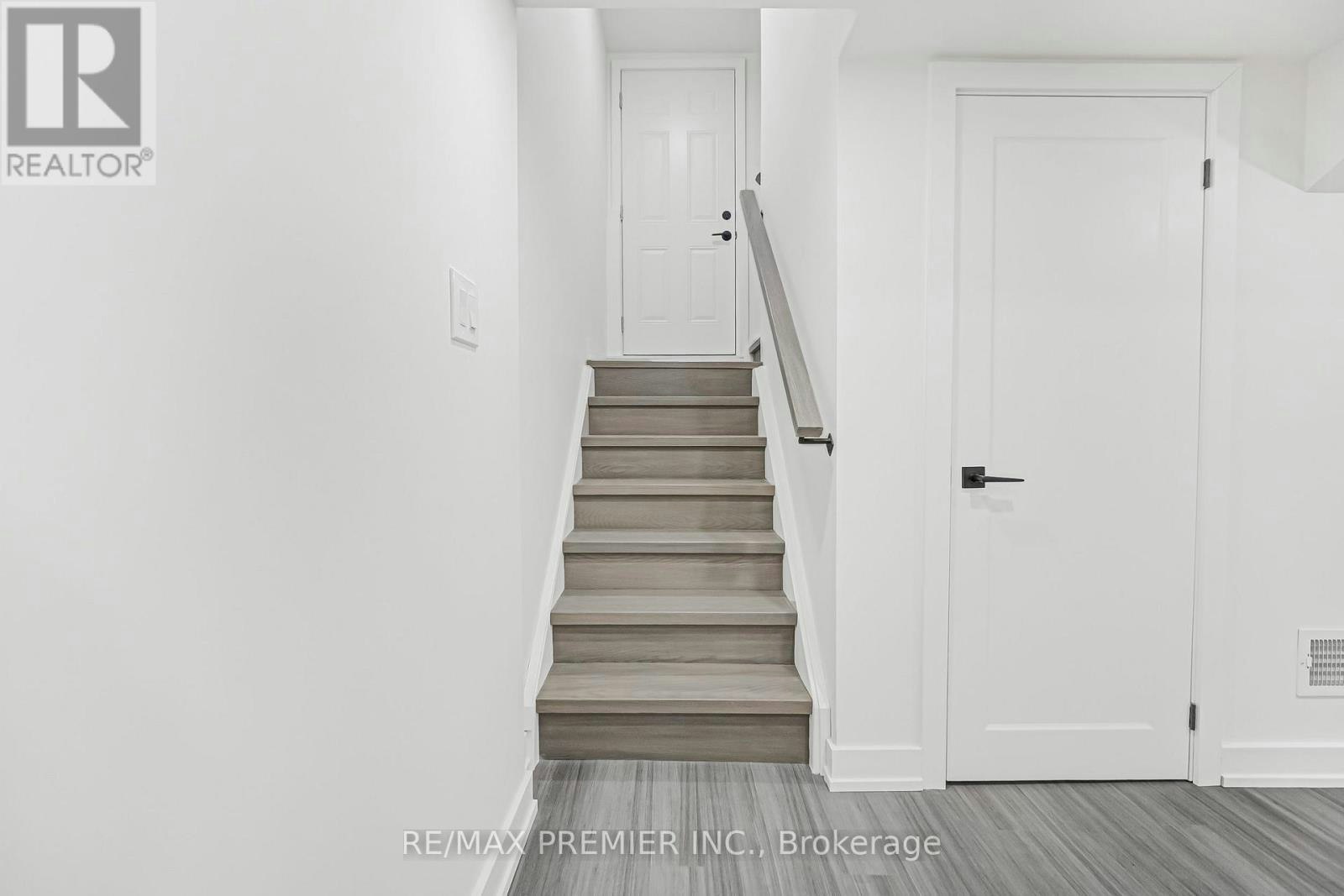 BSMT-60 Del Francesco Way, Vaughan, ON, L6A 3X1 - 3