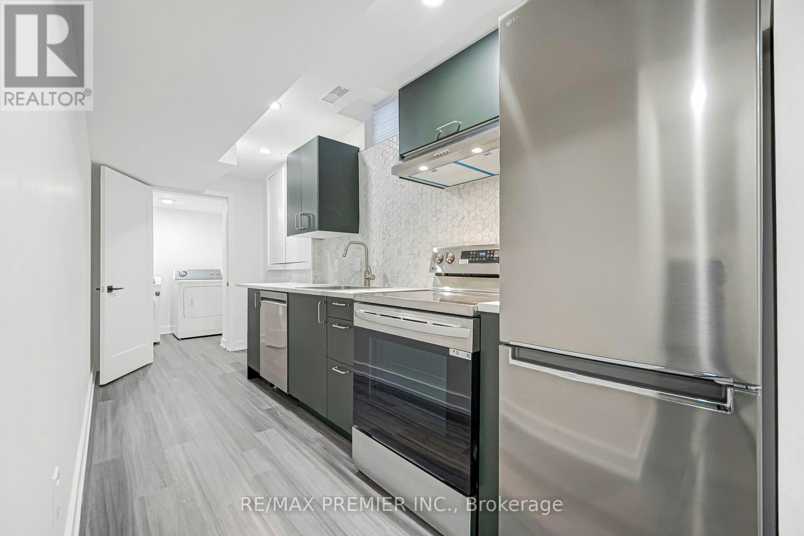 BSMT-60 Del Francesco Way, Vaughan, ON, L6A 3X1 - 7