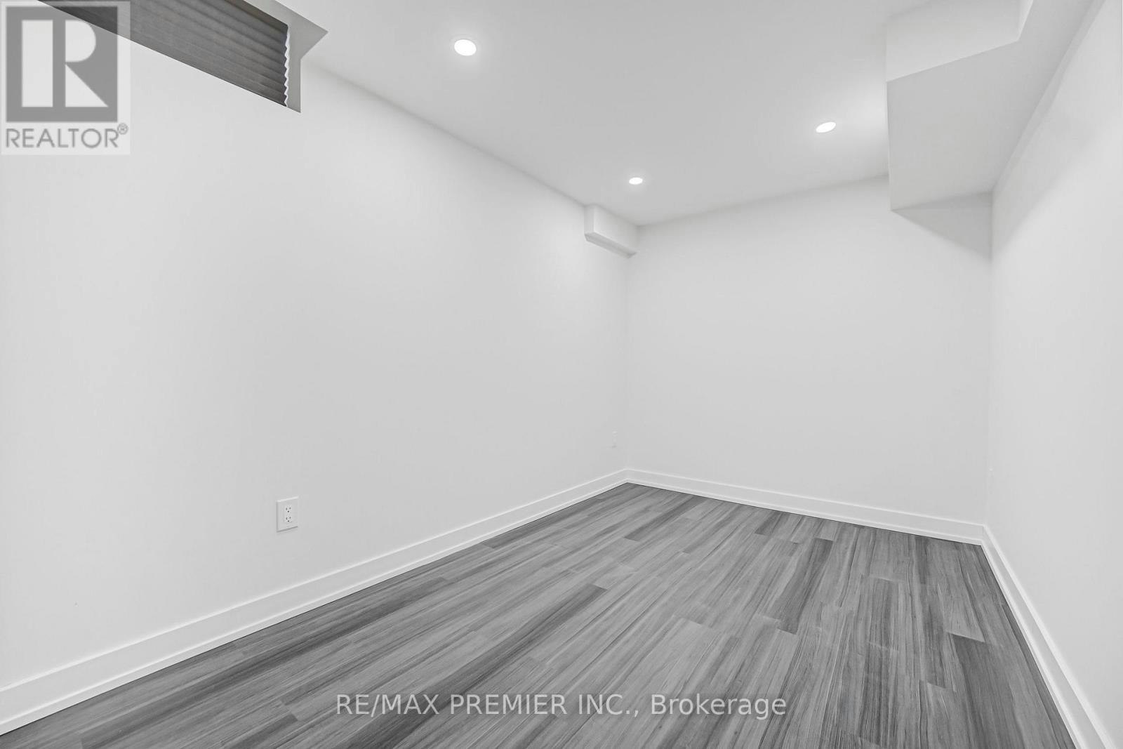 BSMT-60 Del Francesco Way, Vaughan, ON, L6A 3X1 - 20