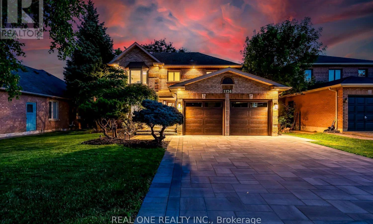 1124 Thoresby Drive