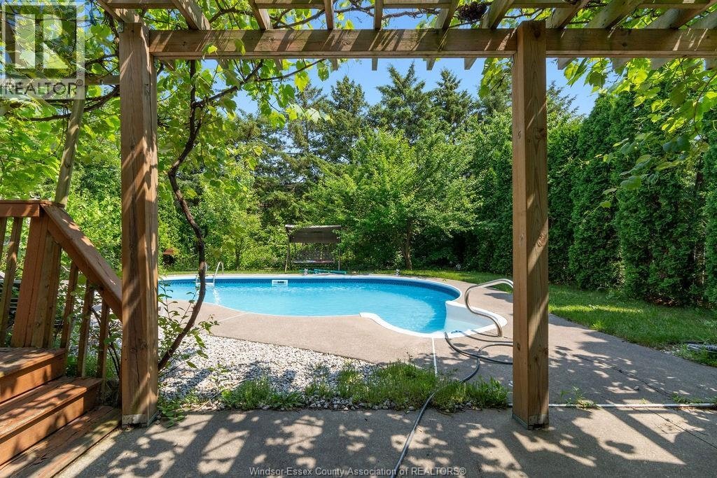 1544 Imperial Crescent, Windsor, ON, N9G 2T8 - 24
