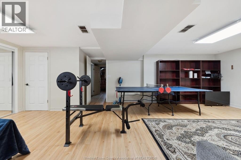 1544 Imperial Crescent, Windsor, ON, N9G 2T8 - 17