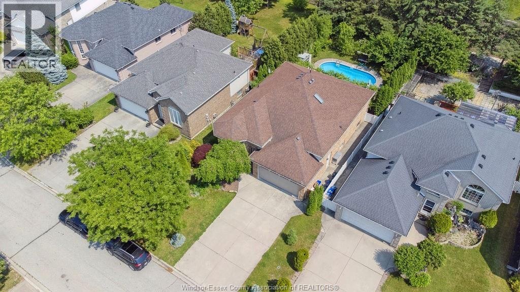 1544 Imperial Crescent, Windsor, ON, N9G 2T8 - 28