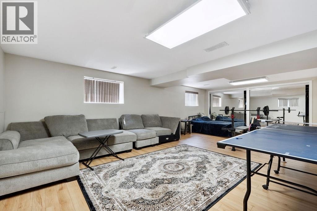 1544 Imperial Crescent, Windsor, ON, N9G 2T8 - 16