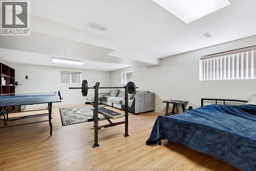 1544 Imperial Crescent, Windsor, ON, N9G 2T8 - 15