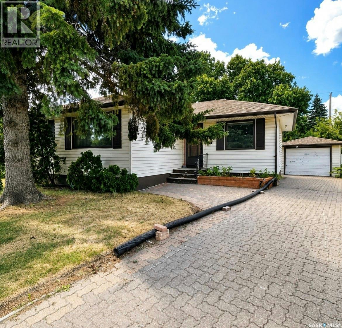1316 Mclorg Street, Saskatoon, SK, S7L 4M2