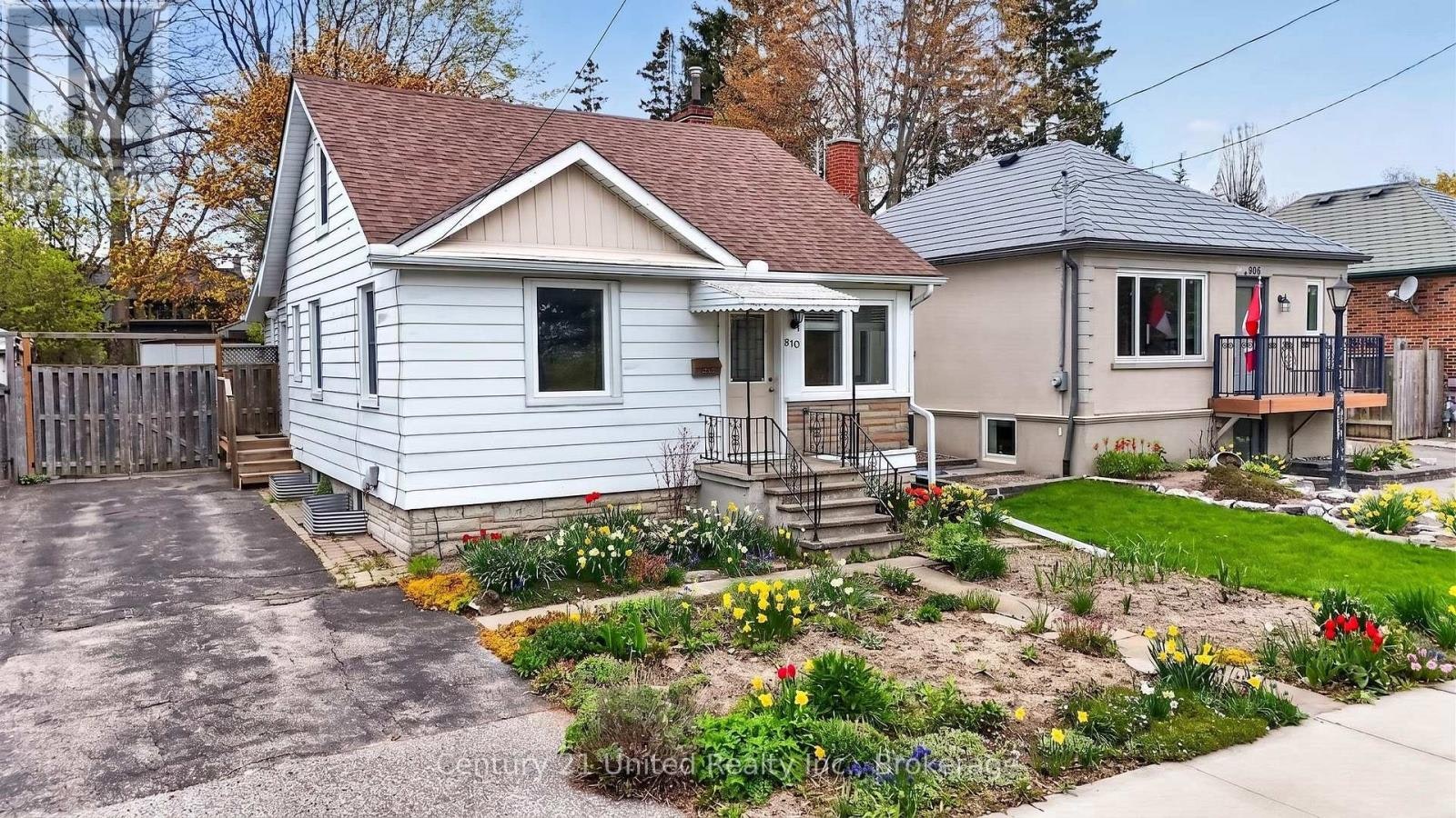 810 Byron Street S, Whitby, ON, L1N 4R8