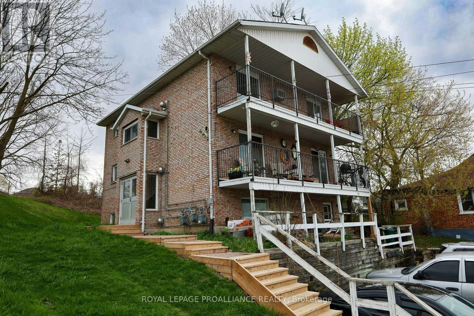 60 Wallbridge Crescent, Belleville, ON, K8P 1Z4