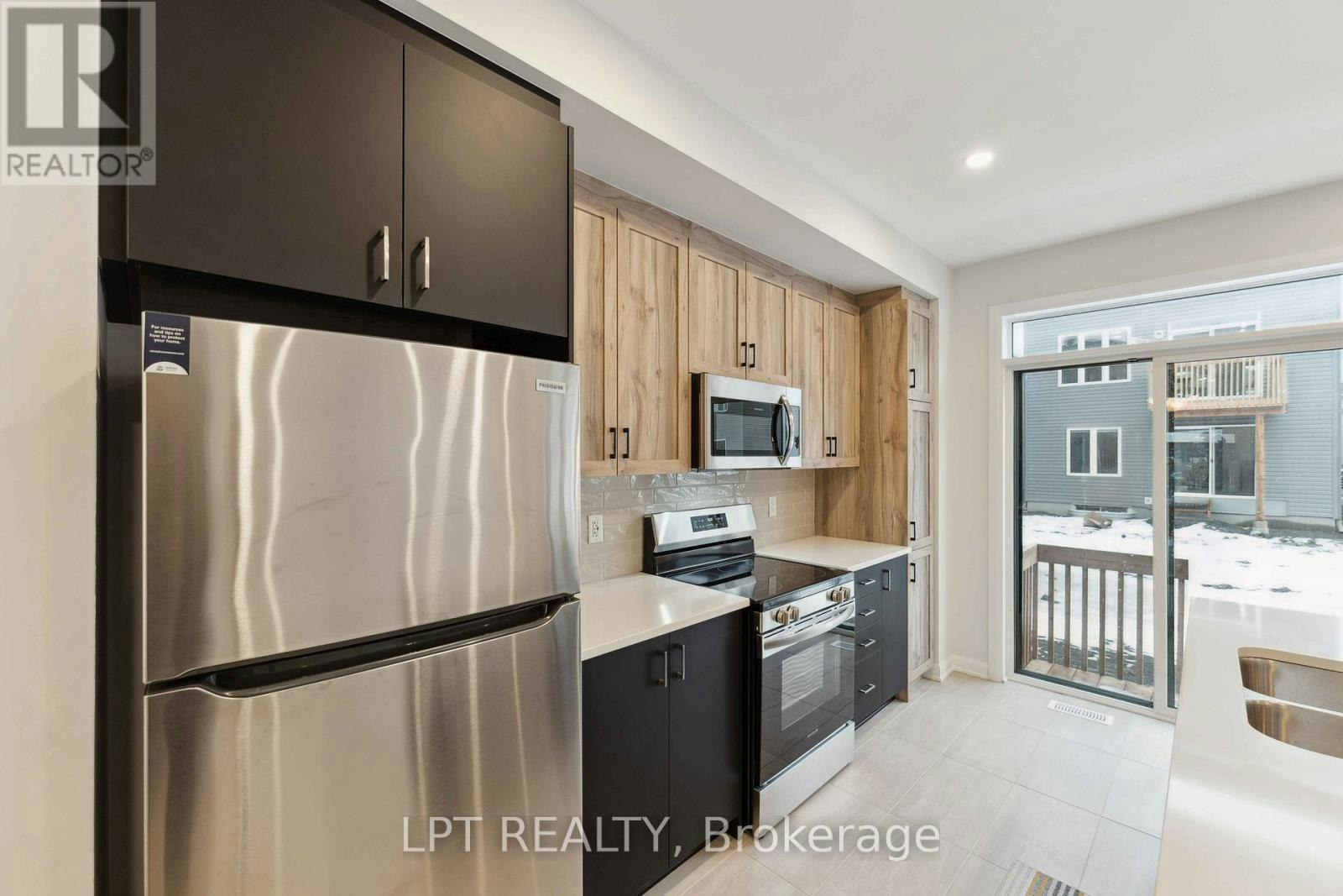 711 Fairline Row, Ottawa, ON, K2V 0M4 - 7