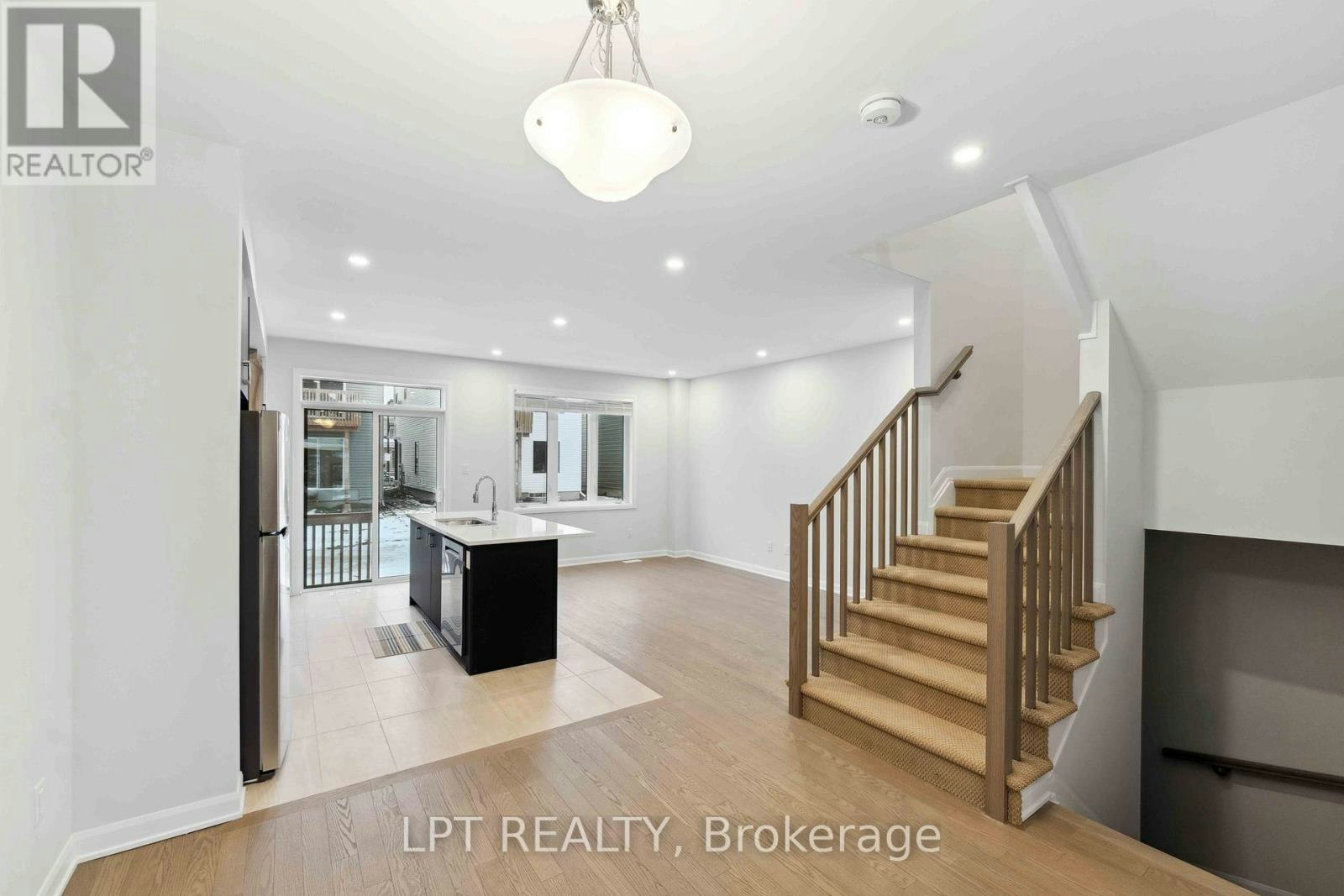 711 Fairline Row, Ottawa, ON, K2V 0M4 - 8