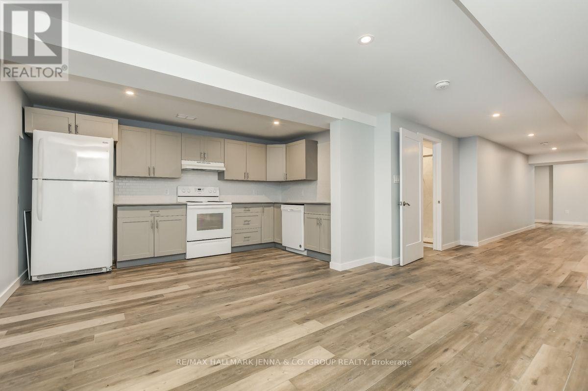 21 B St Remy Drive, Ottawa, ON, K2J 1A7 - 10
