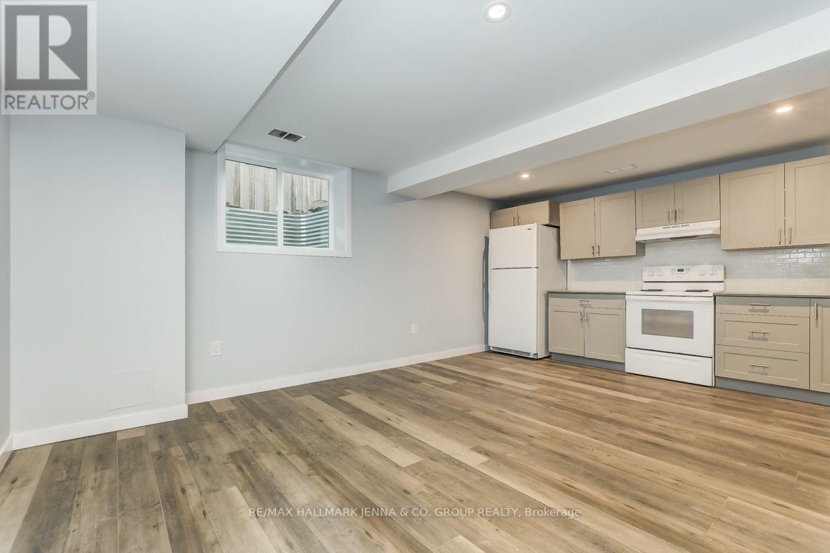 21 B St Remy Drive, Ottawa, ON, K2J 1A7 - 9