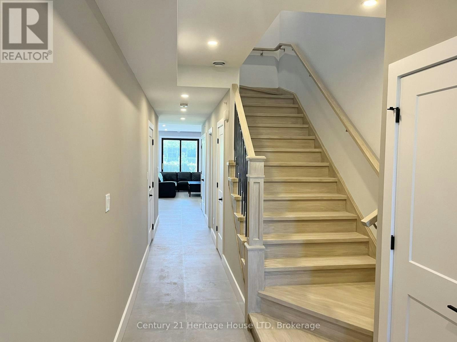 99A Moffatt Street, St. Catharines, ON, L2P 2L6 - 3