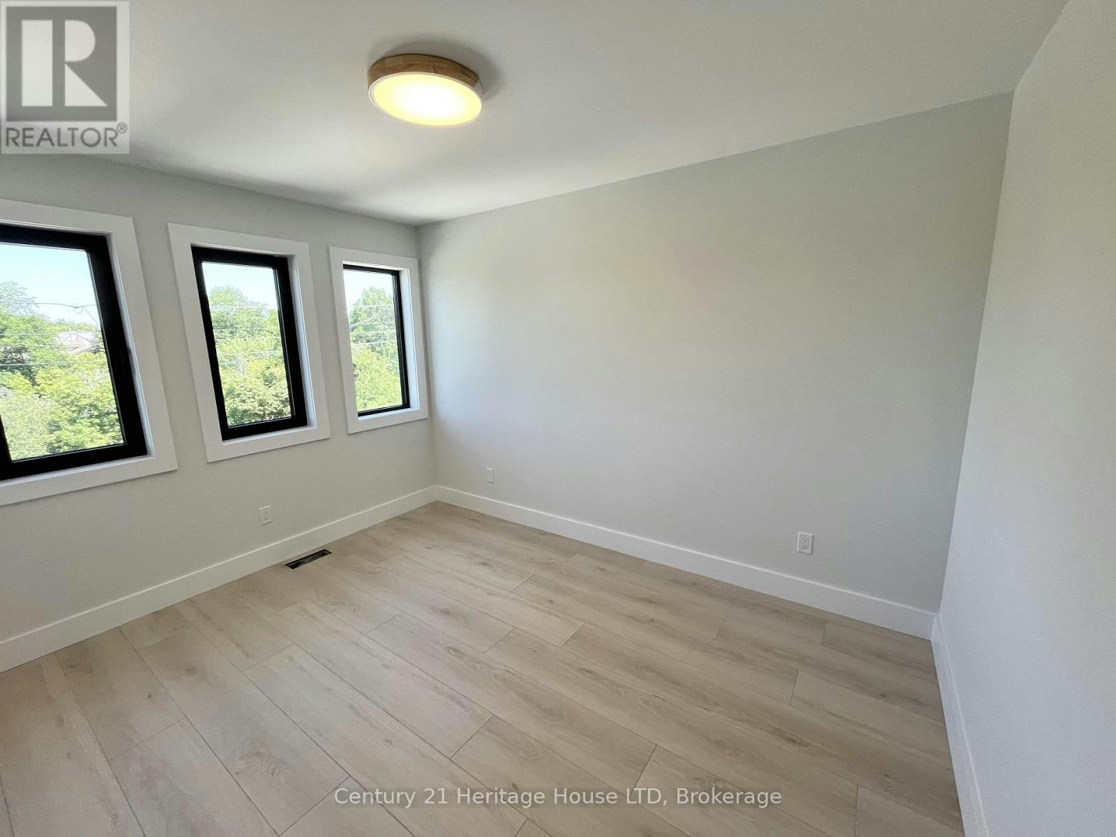 99A Moffatt Street, St. Catharines, ON, L2P 2L6 - 21