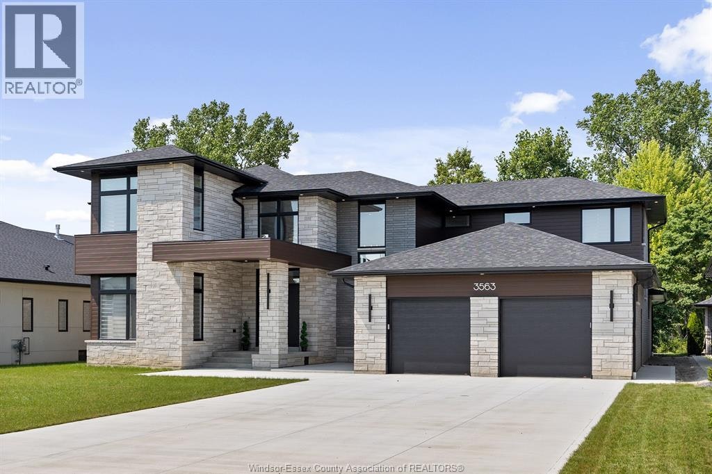 3563 Donato, Lasalle, ON, N9H 0L5