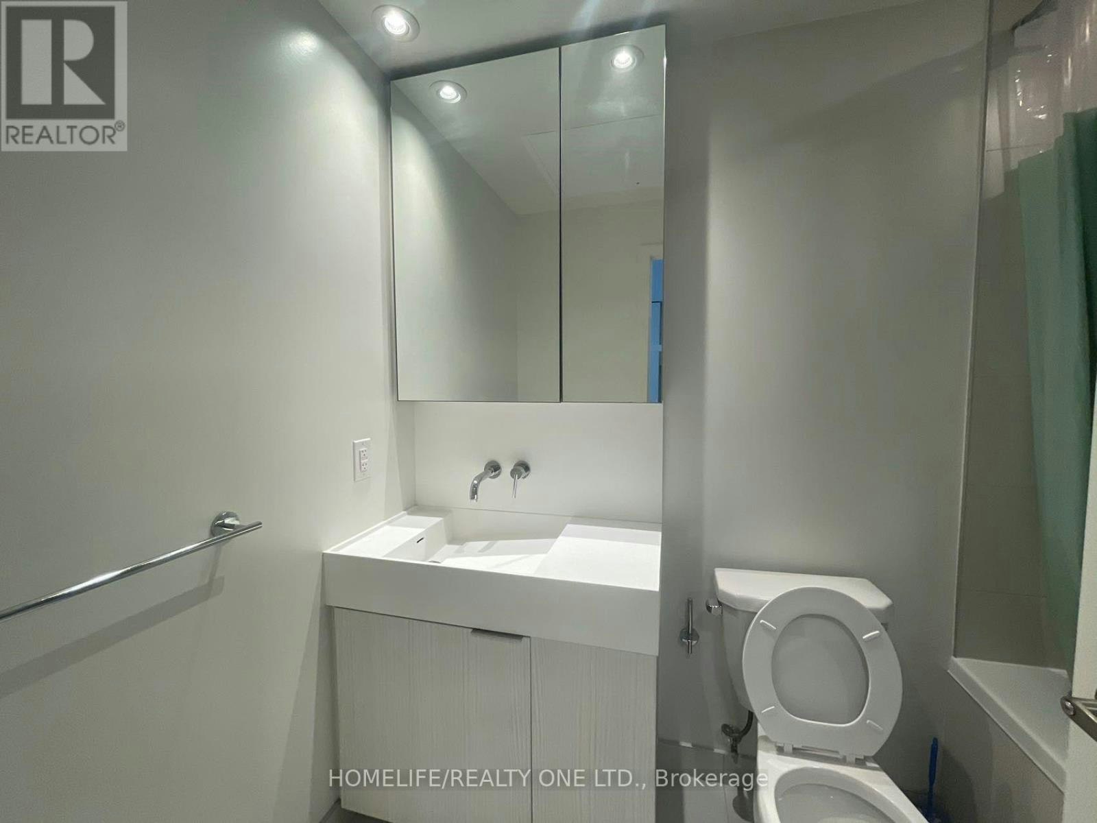 2911-20 Richardson Street, Toronto, ON, M5A 4J9 - 7