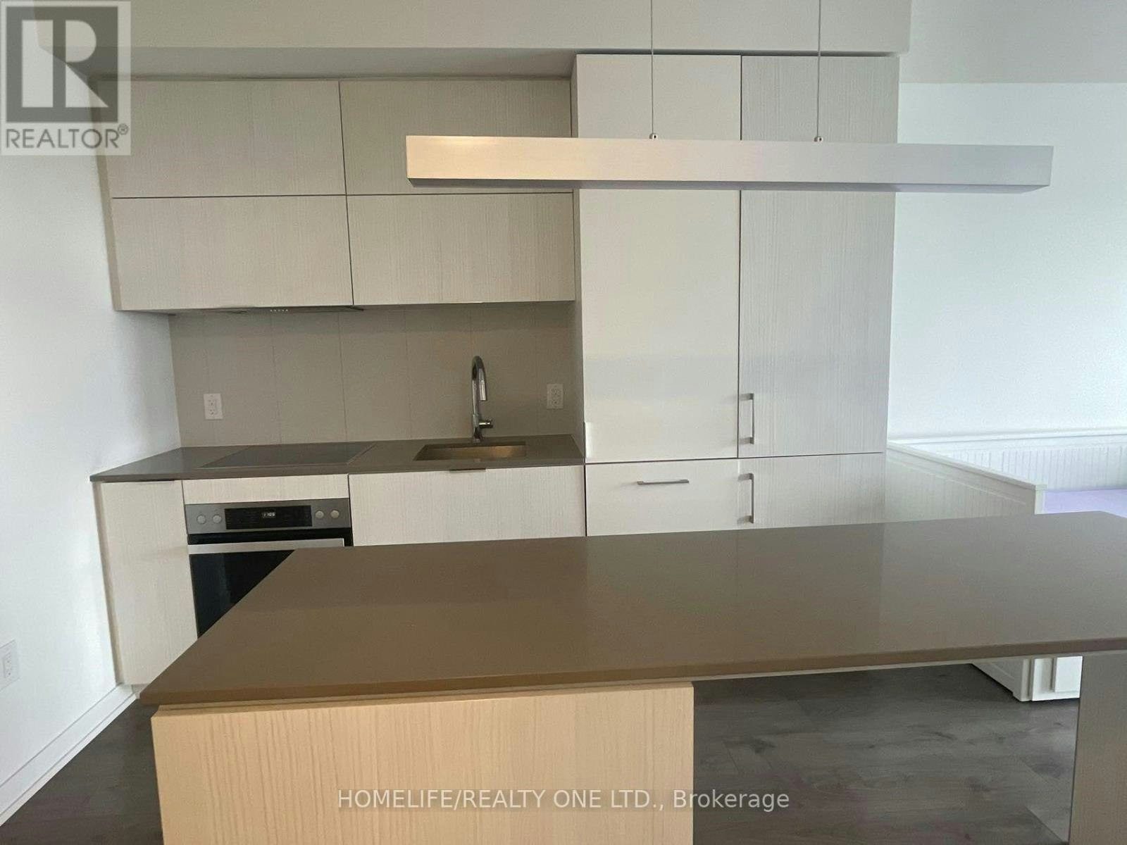 2911-20 Richardson Street, Toronto, ON, M5A 4J9 - 2