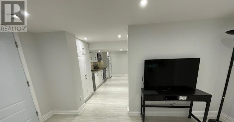 B-55 Addington Avenue, Toronto, ON, M2N 2L1 - 9