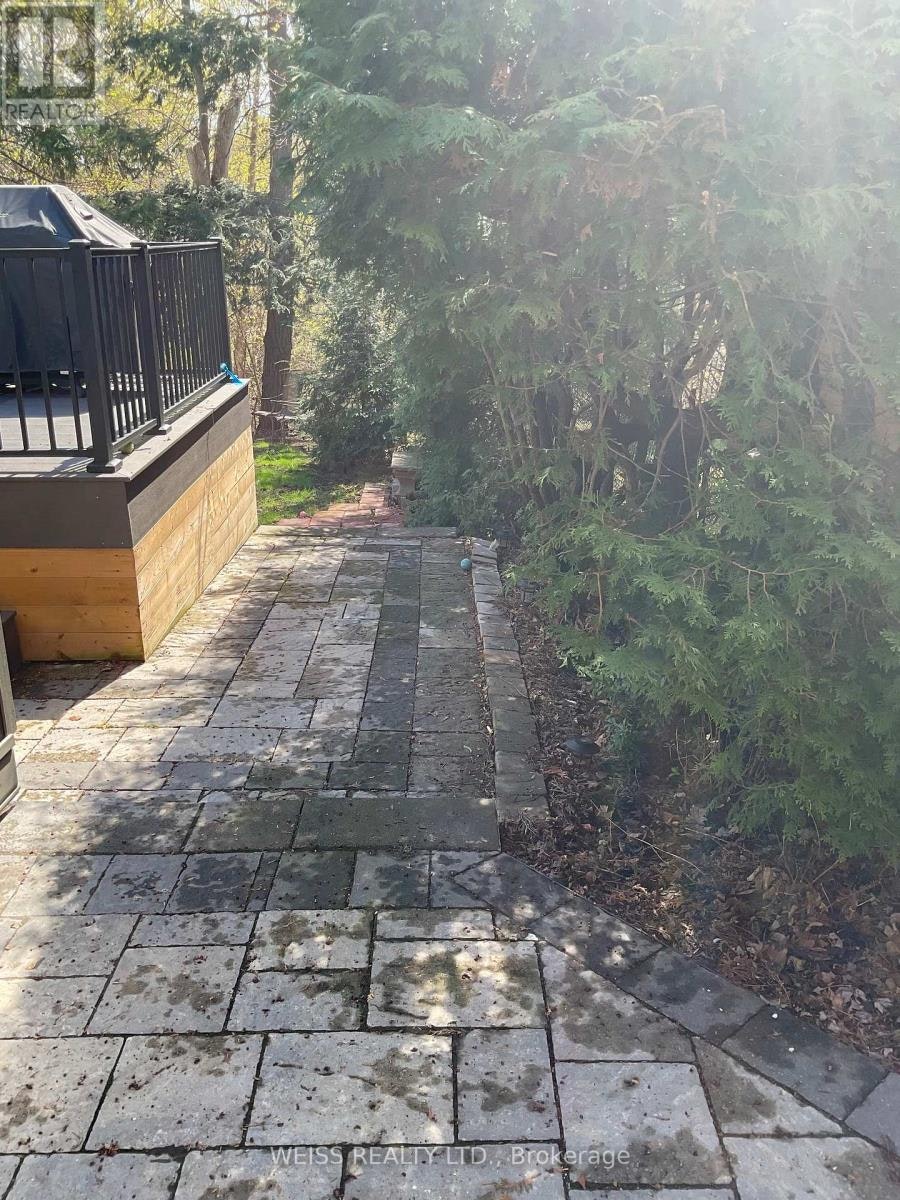B-55 Addington Avenue, Toronto, ON, M2N 2L1 - 27