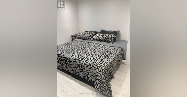 B-55 Addington Avenue, Toronto, ON, M2N 2L1 - 19