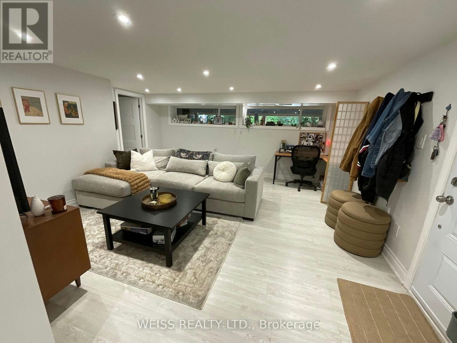 B-55 Addington Avenue, Toronto, ON, M2N 2L1 - 9