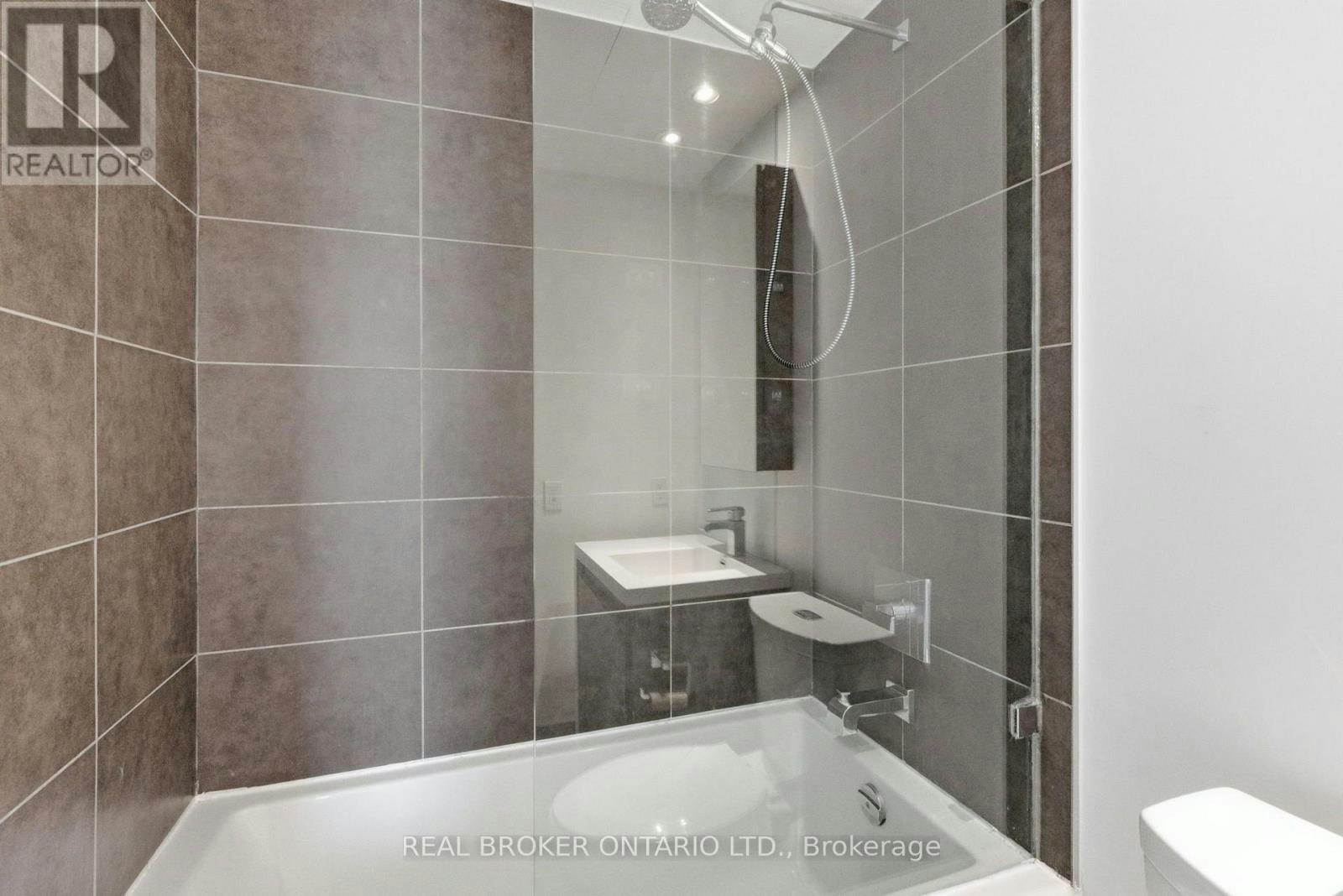 PH25-1030 King Street W, Toronto, ON, M6K 0B4 - 11