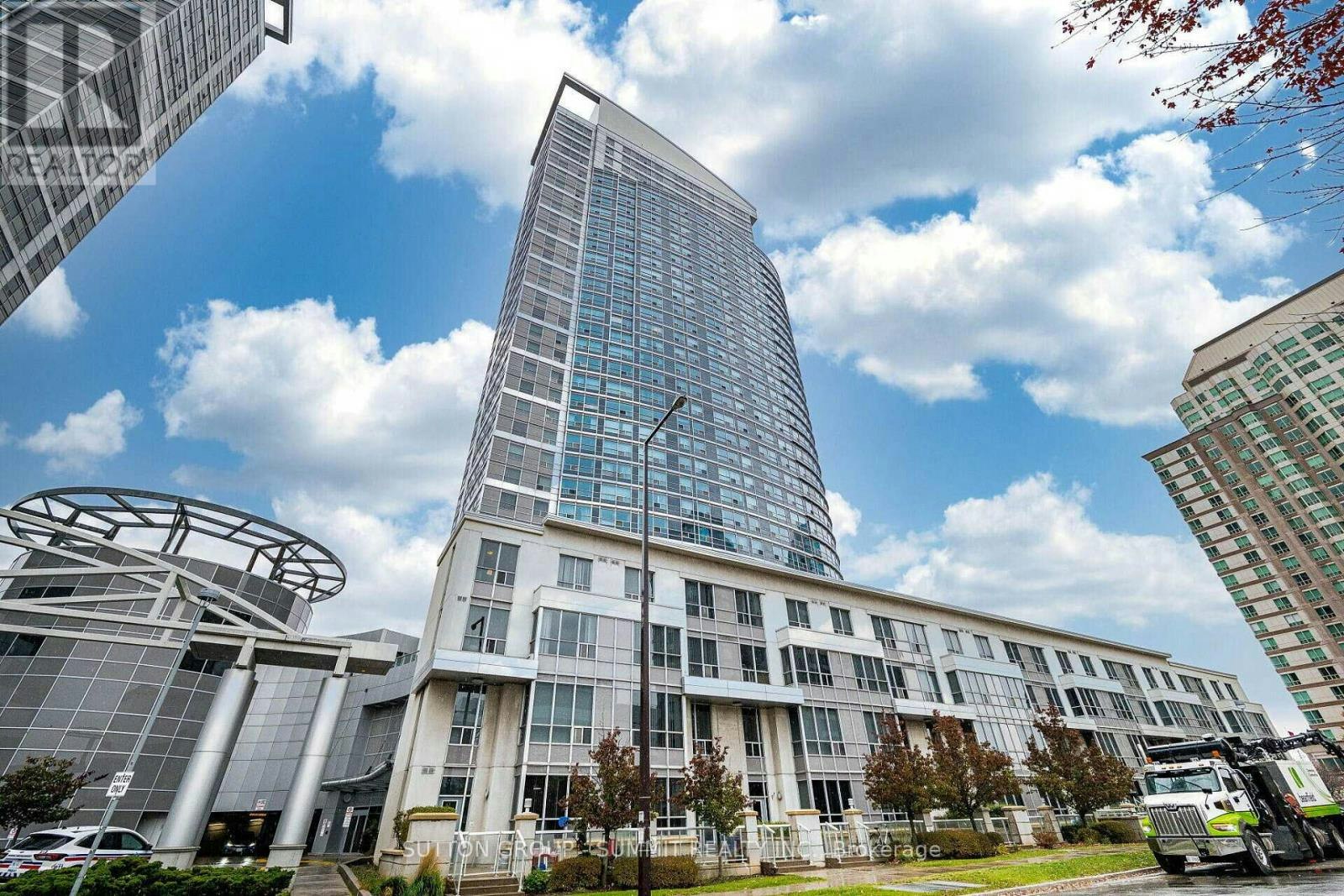 2605-38 Lee Centre Drive, Toronto, ON, M1H 3J7