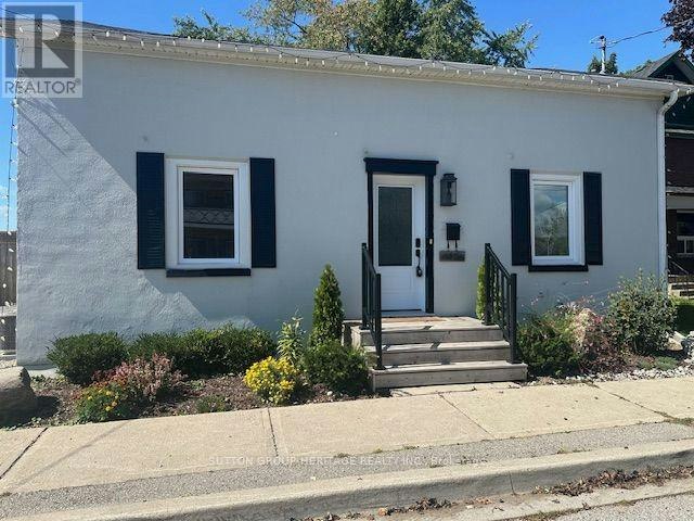 1612 Dufferin Street, Whitby, ON, L1N 1B2