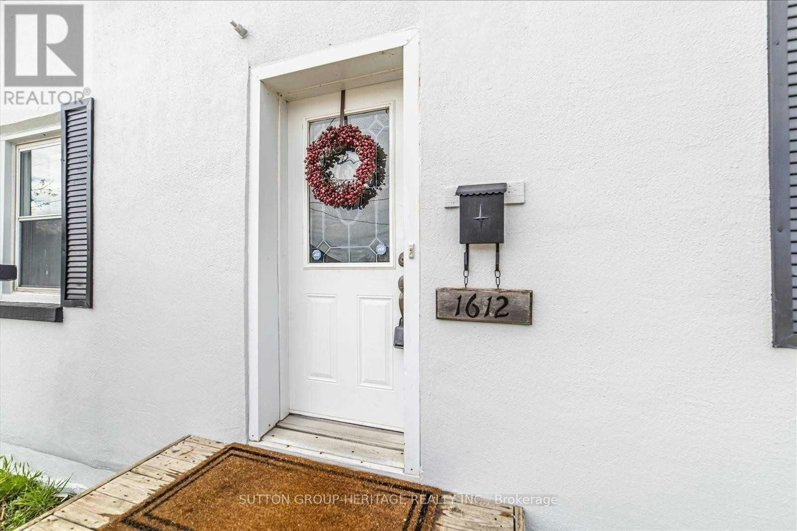 1612 Dufferin Street, Whitby, ON, L1N 1B2 - 2