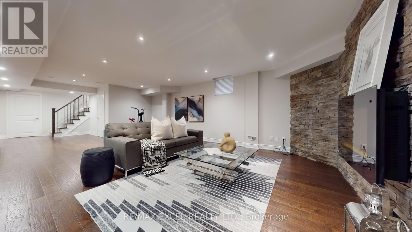 215 Coon's Road, Richmond Hill, ON, L4E 4R3 - 42