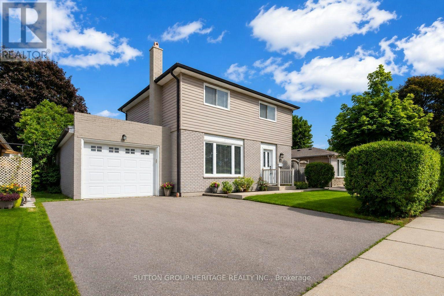67 Madoc Drive, Brampton, ON, L6V 2A2
