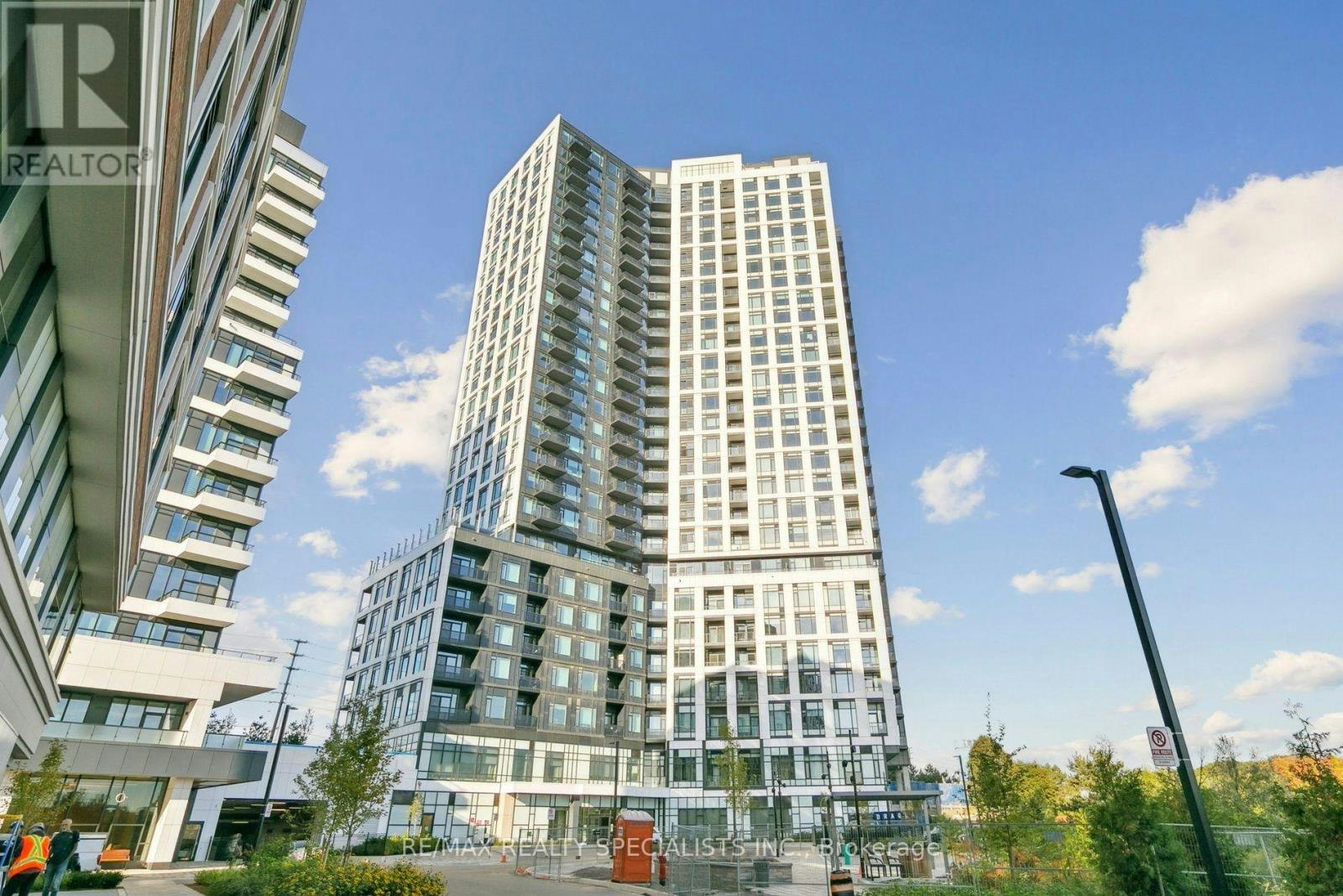 2410-2495 Eglinton Avenue W, Mississauga, ON, L5W 2T2