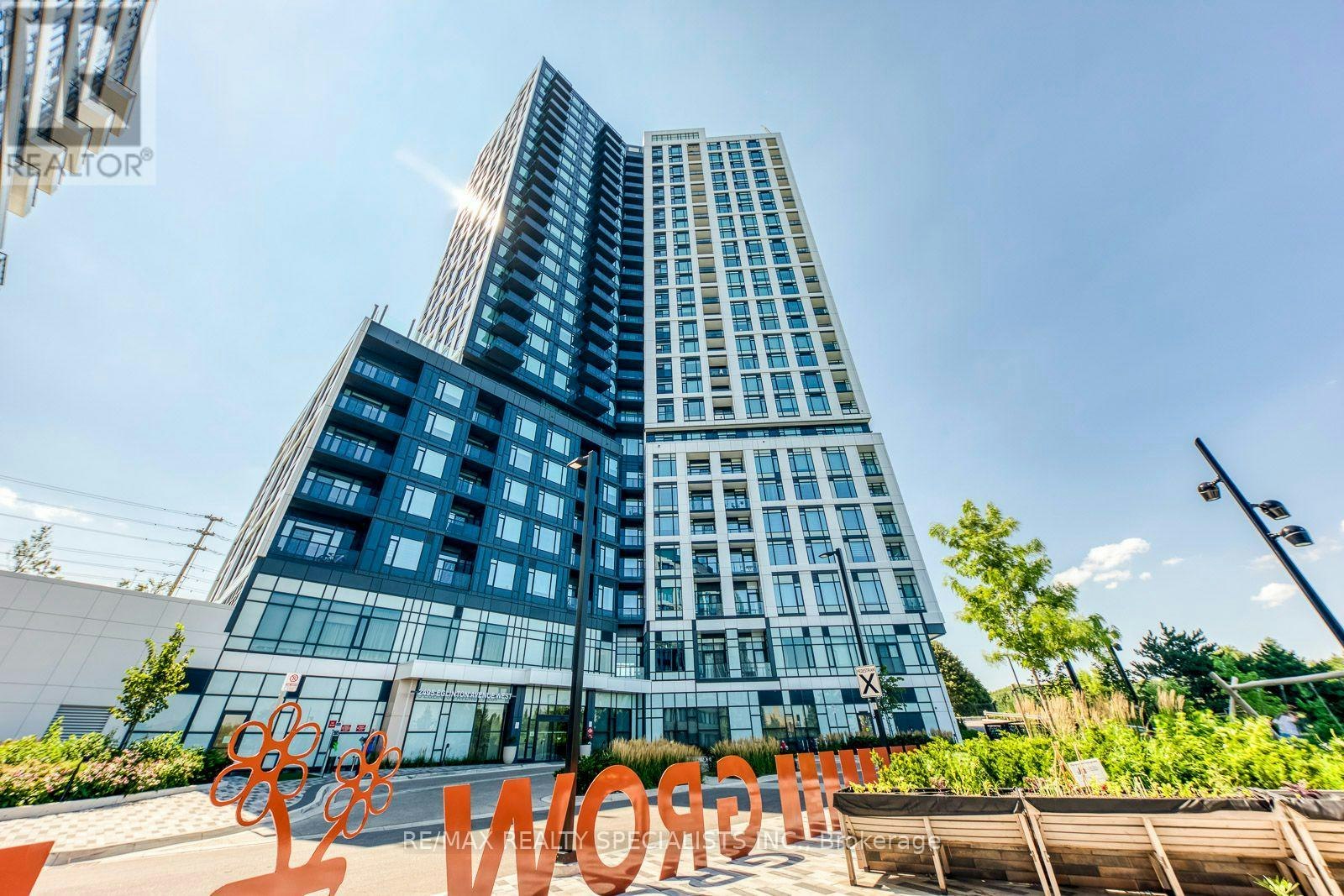 2410-2495 Eglinton Avenue W, Mississauga, ON, L5W 2T2