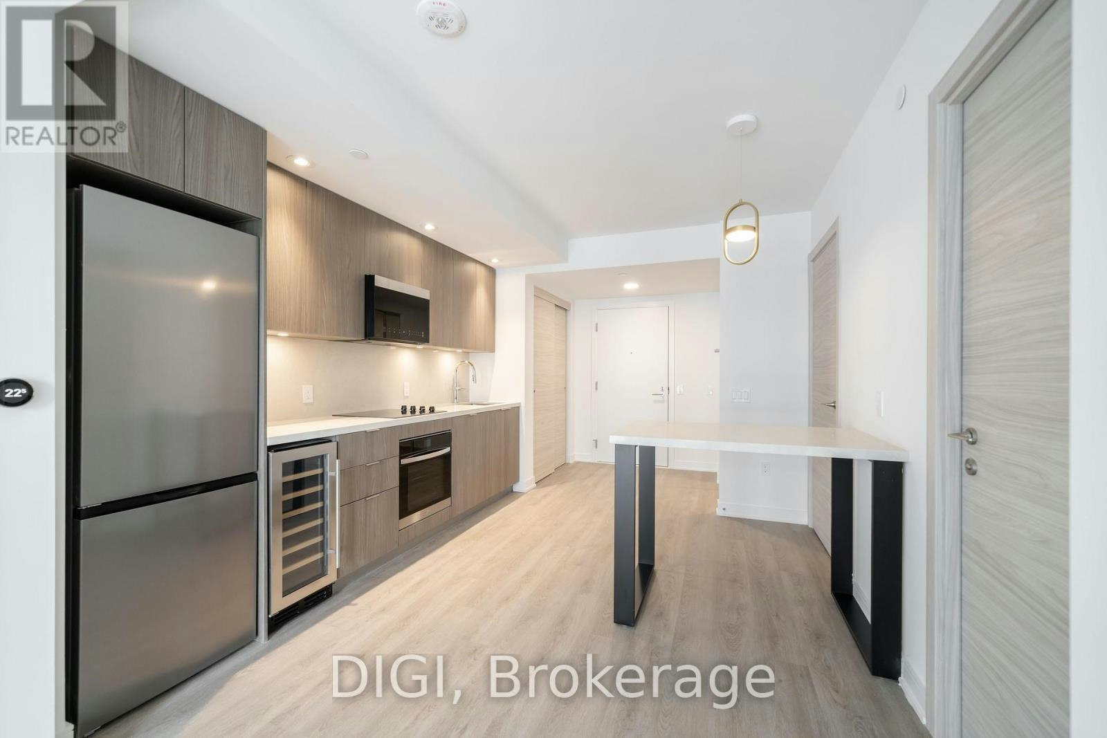 E725-485 Perth Avenue, Toronto, ON, M6N 0B9 - 4