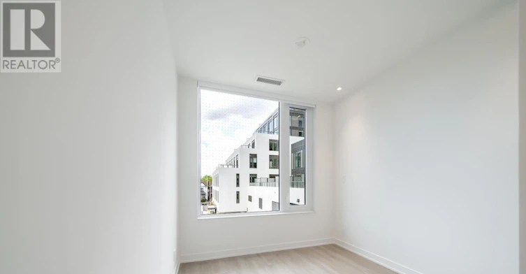 W320-485 Perth Avenue, Toronto, ON, M6N 0B9 - 12