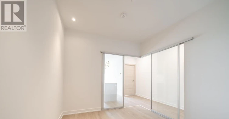 W320-485 Perth Avenue, Toronto, ON, M6N 0B9 - 19