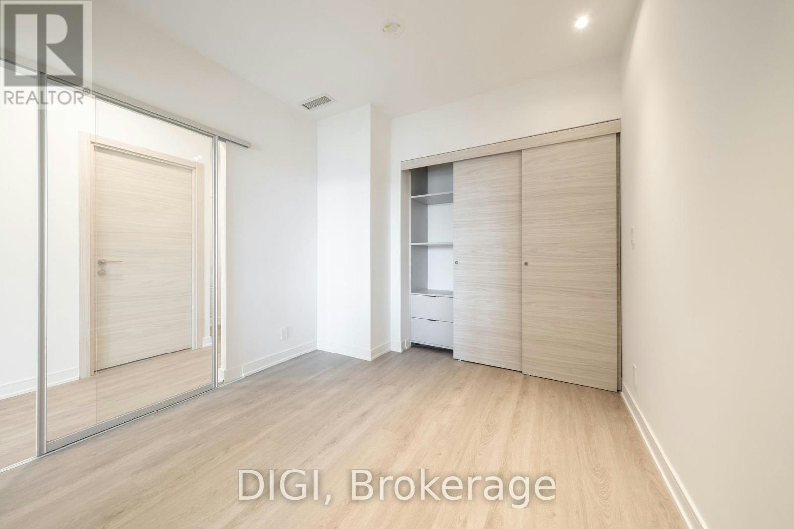 W320-485 Perth Avenue, Toronto, ON, M6N 0B9 - 21