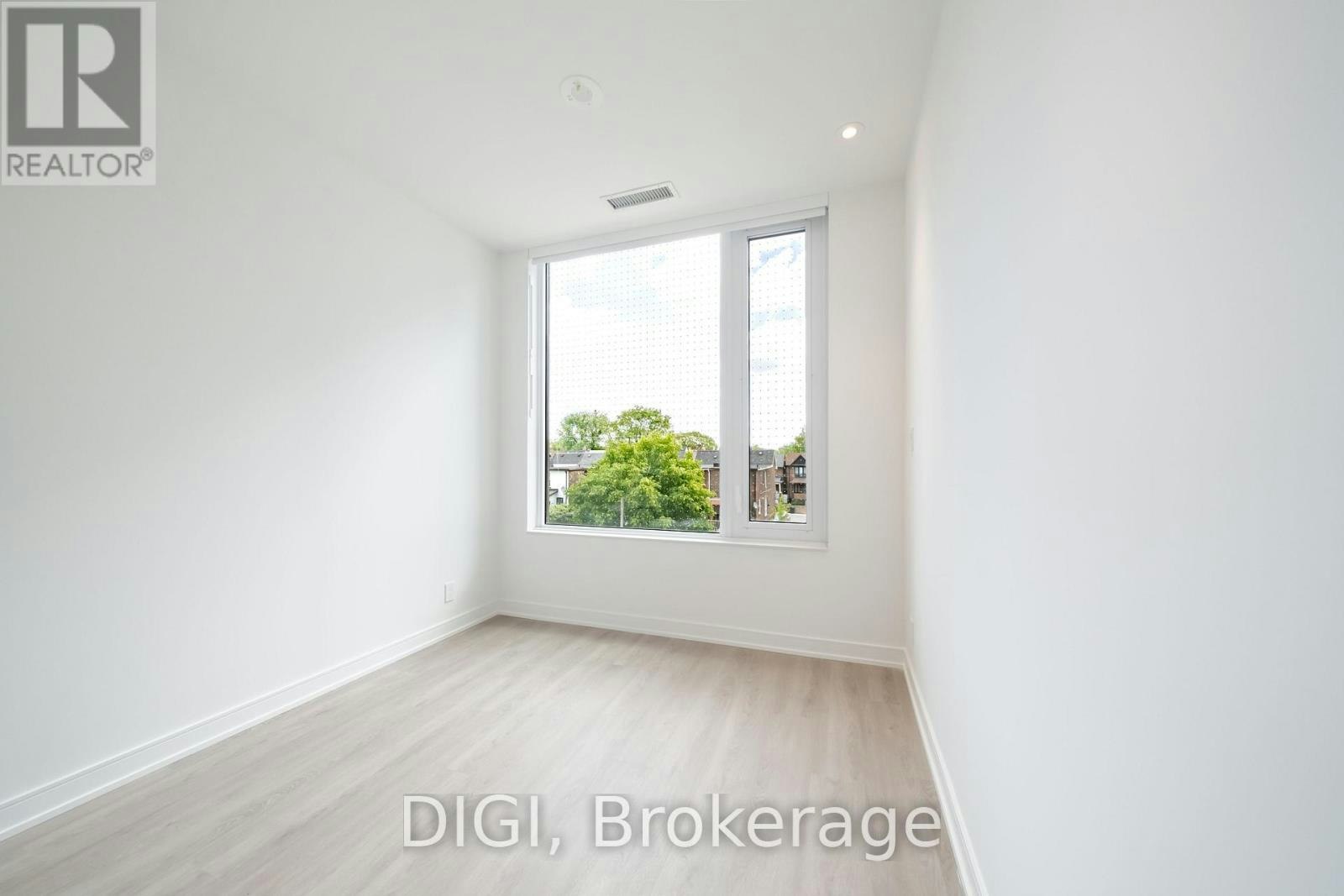 W320-485 Perth Avenue, Toronto, ON, M6N 0B9 - 13
