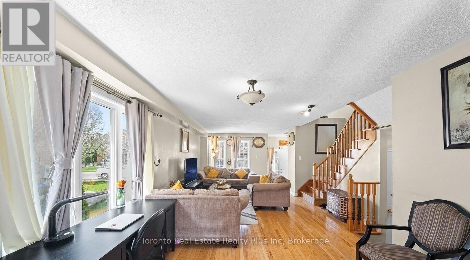 17 Calderstone Road, Brampton, ON, L6P 2A4 - 3