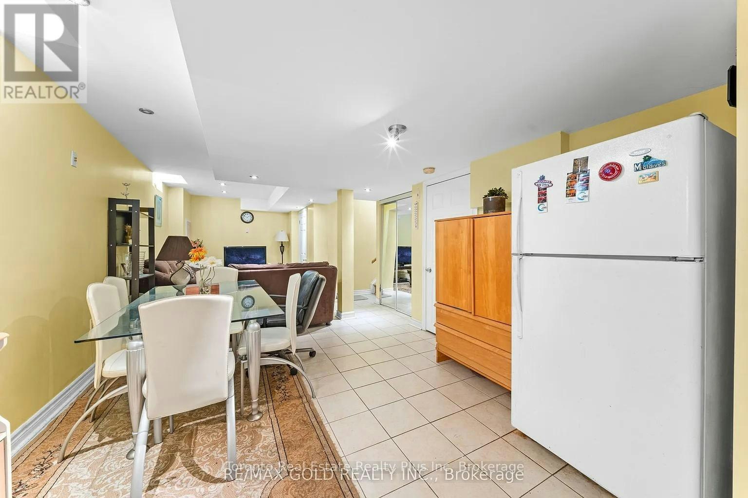 17 Calderstone Road, Brampton, ON, L6P 2A4 - 10