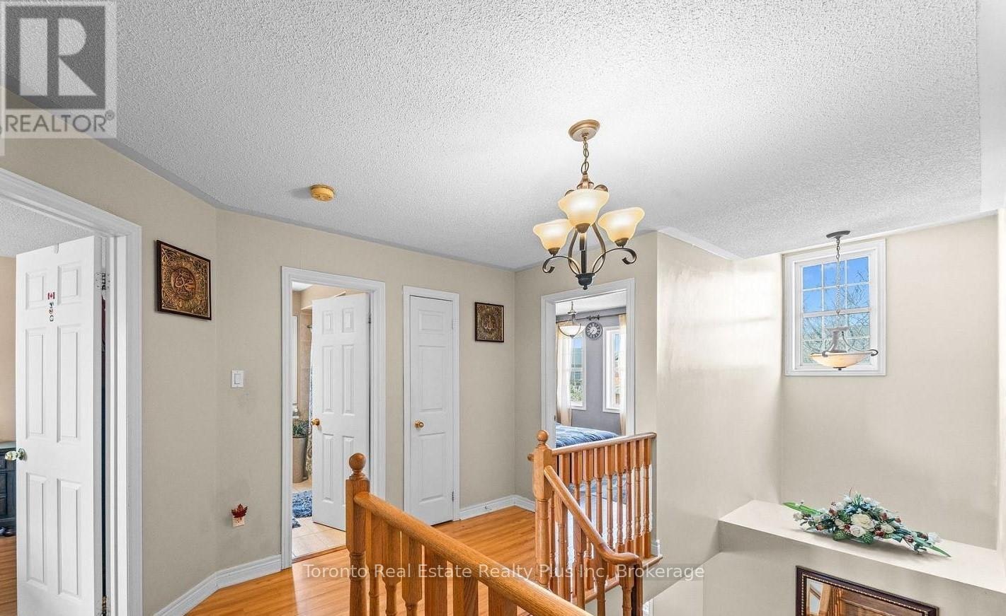 17 Calderstone Road, Brampton, ON, L6P 2A4 - 4