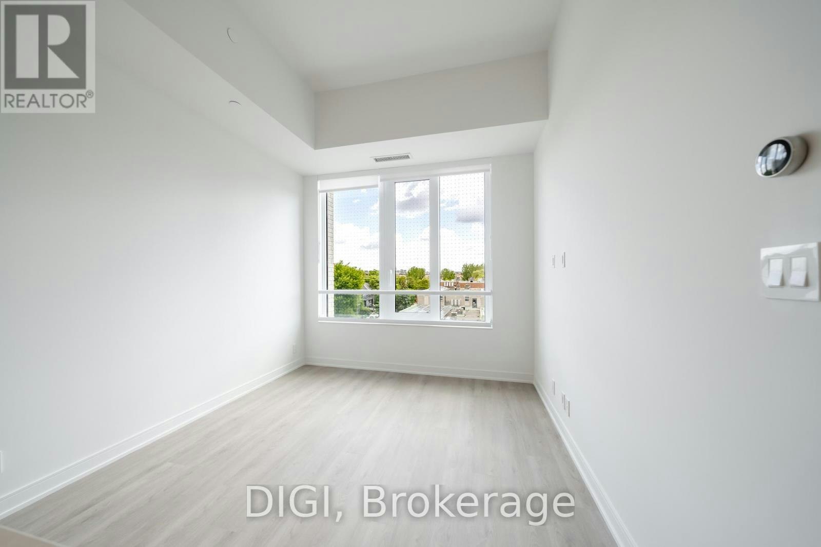 E438-485 Perth Avenue, Toronto, ON, M6N 0B9 - 14