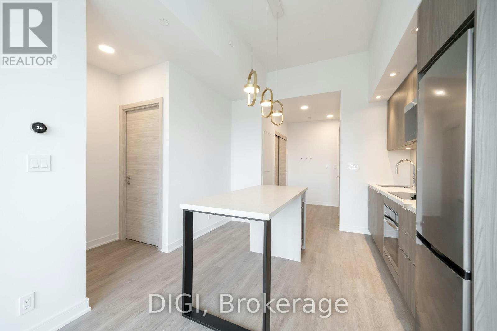 E438-485 Perth Avenue, Toronto, ON, M6N 0B9 - 6