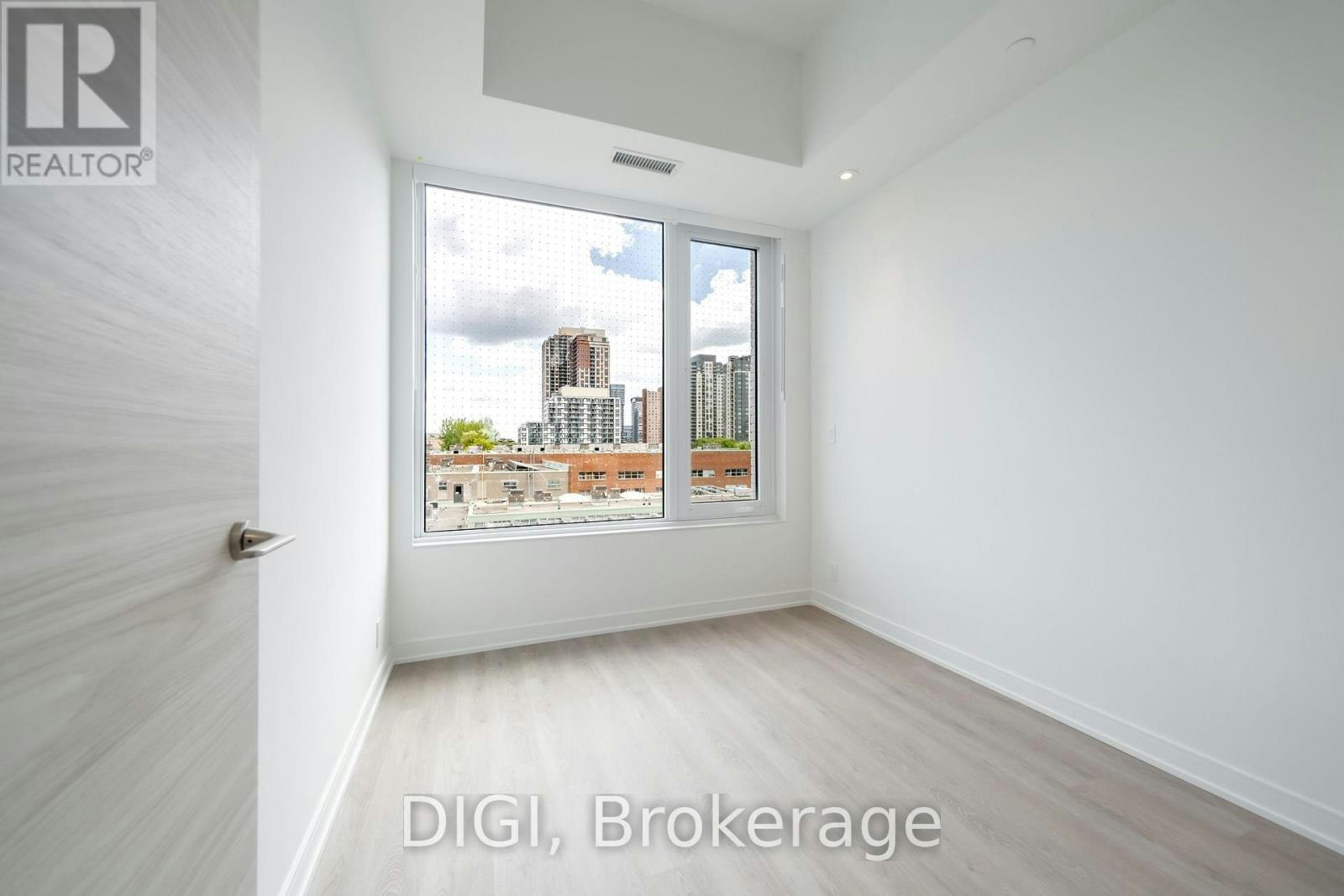 E438-485 Perth Avenue, Toronto, ON, M6N 0B9 - 13