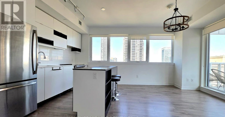 1704-4065 Confederation Parkway, Mississauga, ON, L5B 0L4 - 4