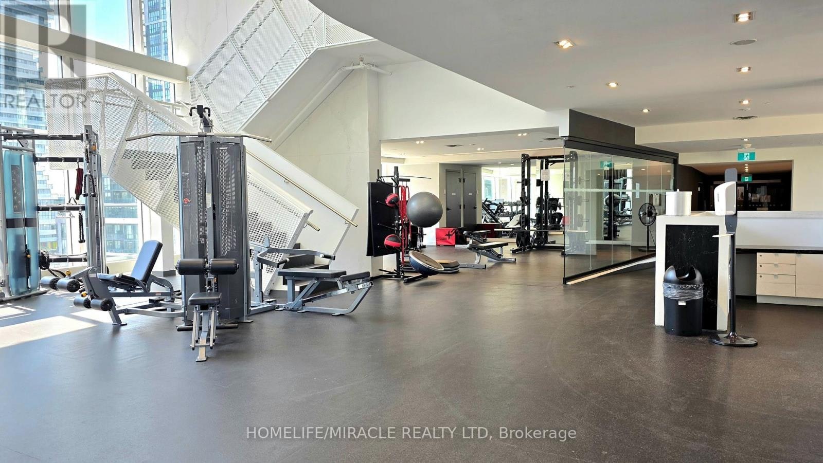 1704-4065 Confederation Parkway, Mississauga, ON, L5B 0L4 - 19