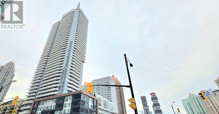 1704-4065 Confederation Parkway, Mississauga, ON, L5B 0L4