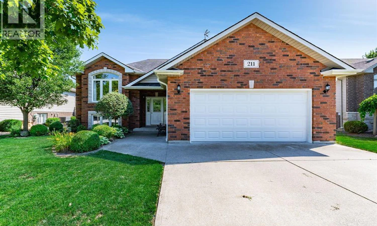 211 Dieppe Crescent