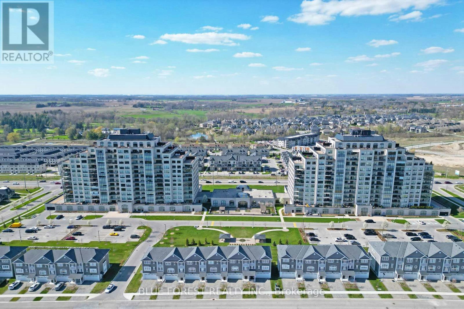 1208-240 Villagewalk Boulevard, London, ON, N6G 0P6